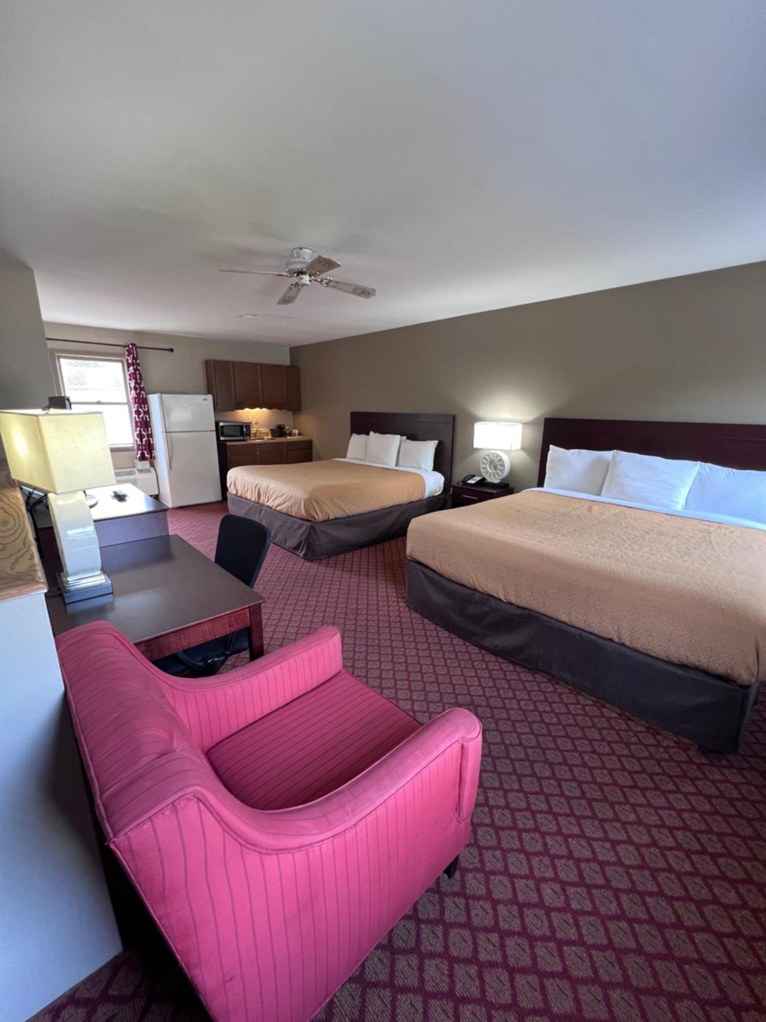 Rodeway Inn & Suites Hershey Esterno foto